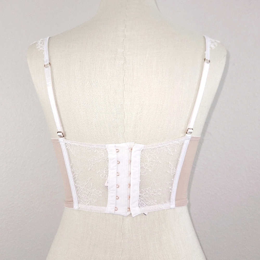 Victoria's Secret Wicked Lace Up Balconette Bustier Unlined Bra Dream Angels 32C - Picture 2 of 6